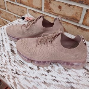 Air underground Anya